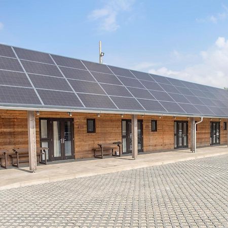 Lodges At Flimwell Park Ticehurst エクステリア 写真