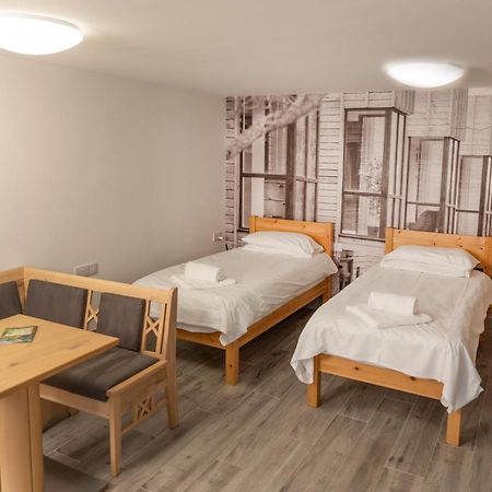 Lodges At Flimwell Park Ticehurst エクステリア 写真